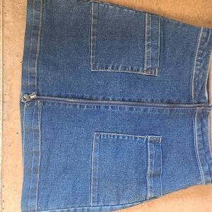 Zip up denim mini skirt